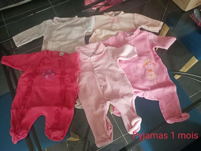 Pyjamas 1 mois