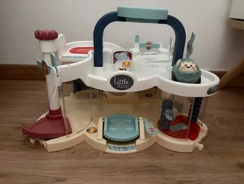 🚗 Beau garage Smoby – avec rampe et ascenseur