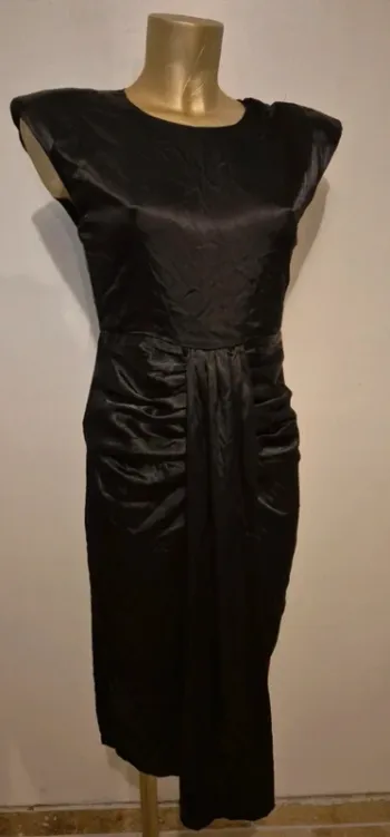 Robe chic noir taille m neuve
