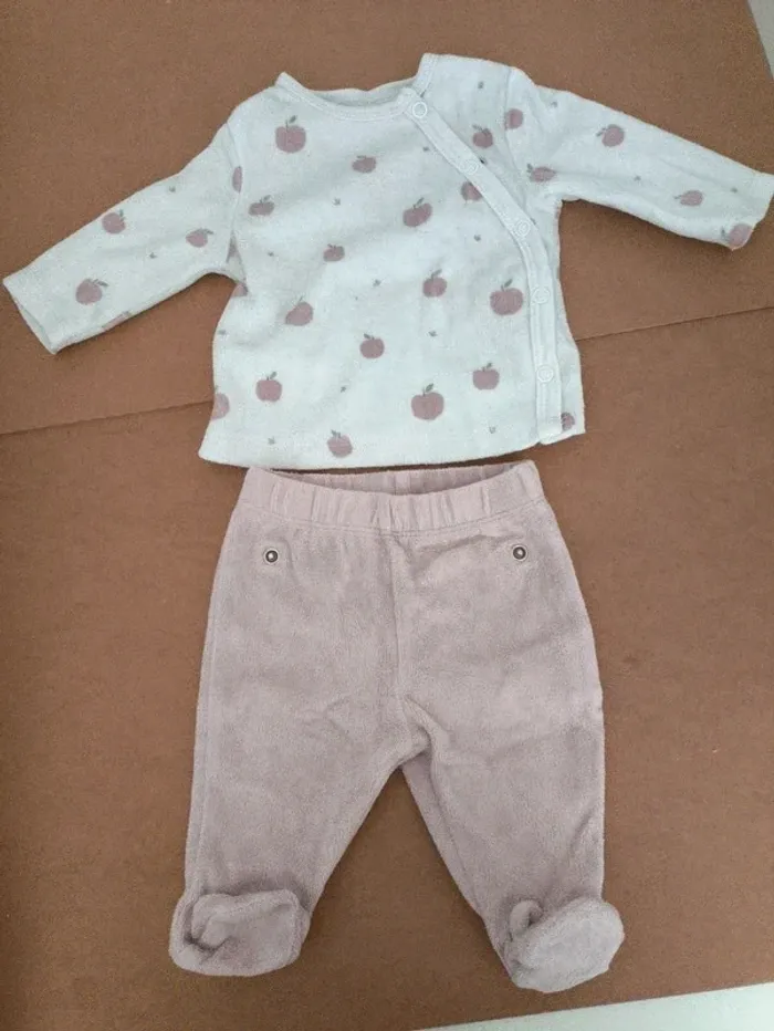 Pyjama 2 pièce Kiabi 1 mois