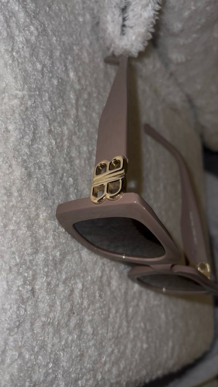 lunette de soleil - photo numéro 2