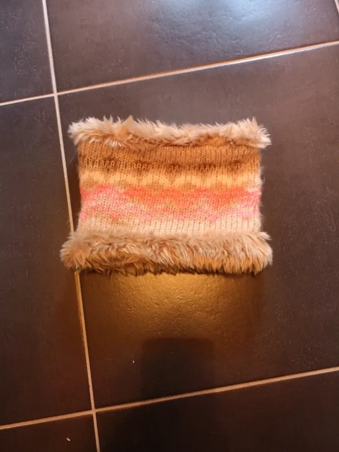 Bonnet et snood 2/3ans - photo numéro 3