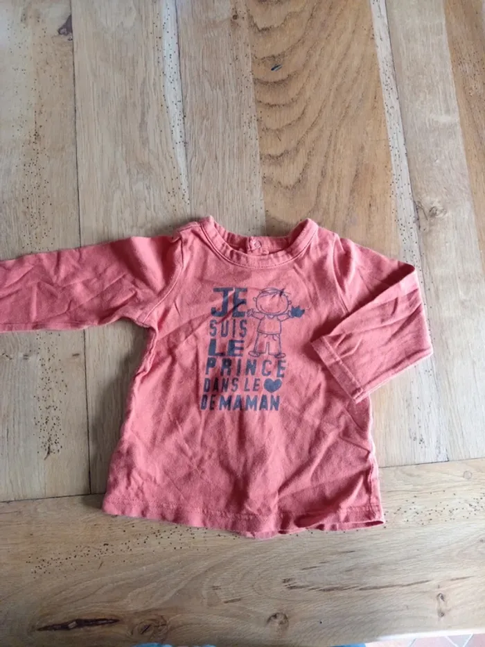 Tee shirt