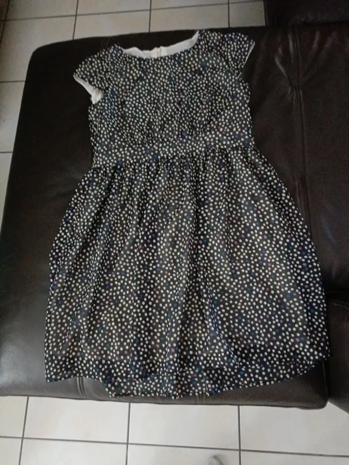 Très belle robe 36