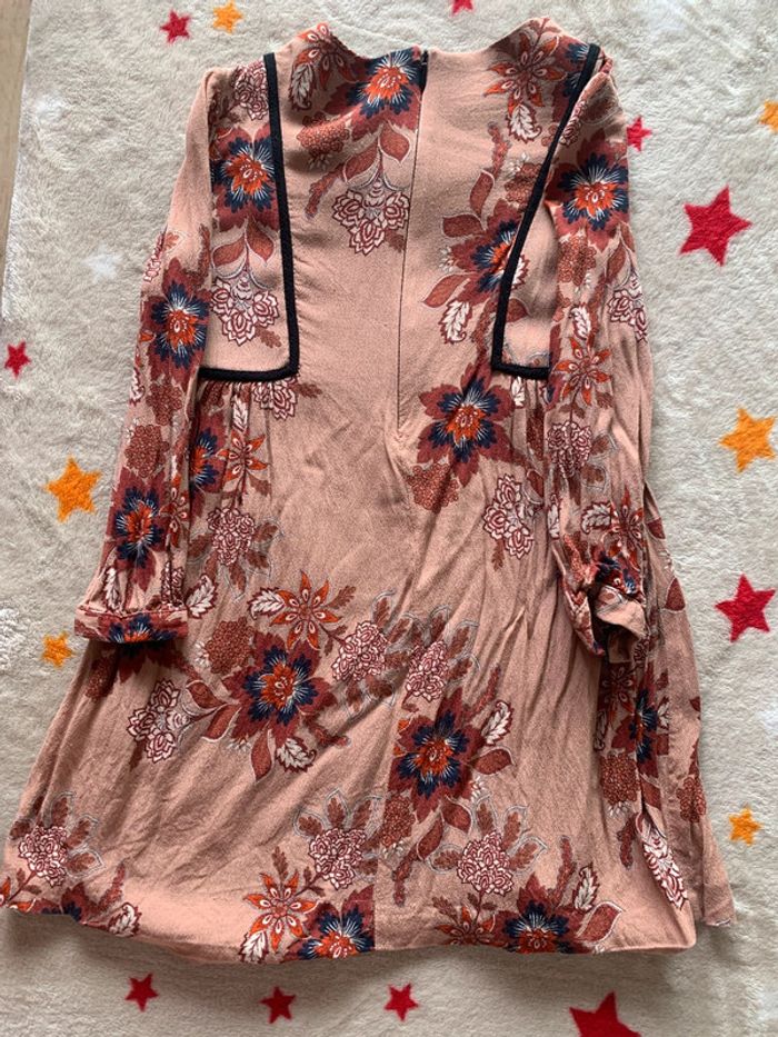 Robe bohème Zara 7 ans multicolore, gros motifs floraux, fluide et doublée - photo numéro 2