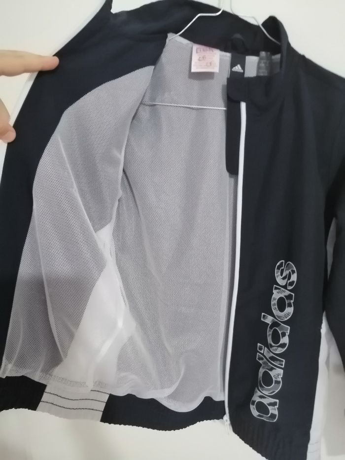 Veste Adidas garçon  9 / 10 ans - photo numéro 3
