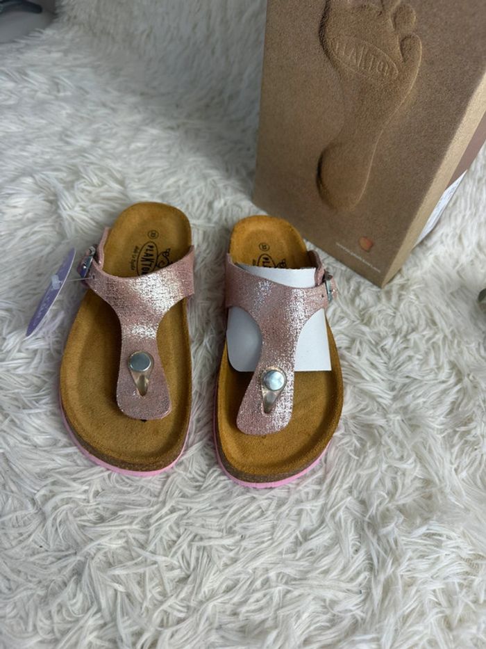 Paire de claquette Plakton taille 33 - photo numéro 2