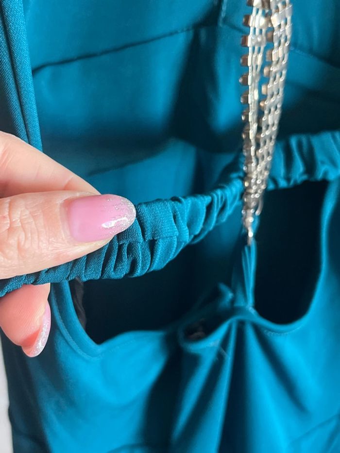 Robe dos nu - photo numéro 6