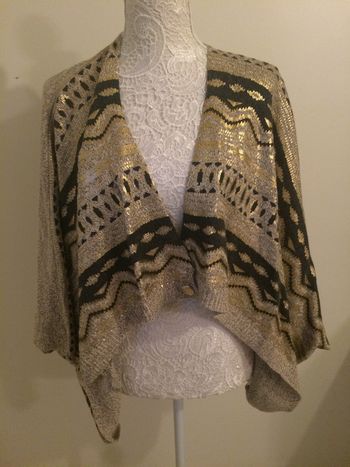 Gilet neuf taille S/M
