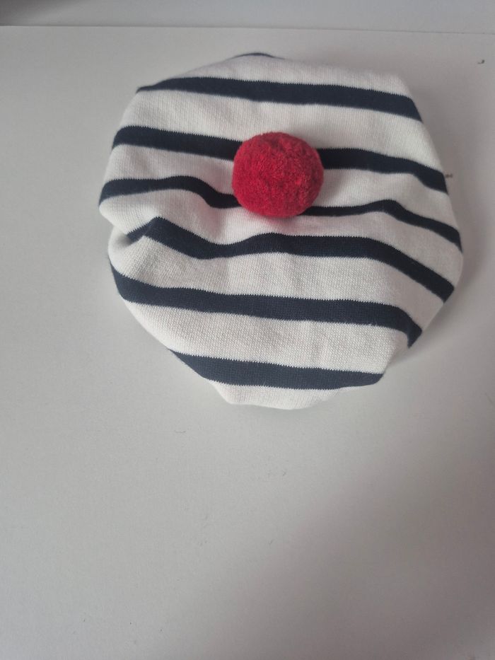 Béret bébé marin
