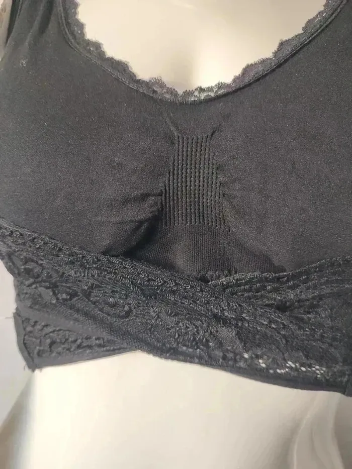 Soutien gorge brasière - photo numéro 3