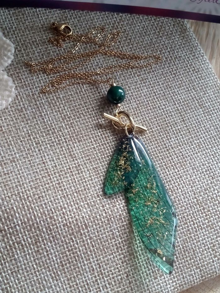 Collier ailes de fée et pierre de malachite naturelle - photo numéro 2