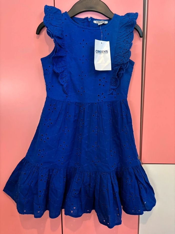 Neuve - jolie Robe creeks 8 ans
