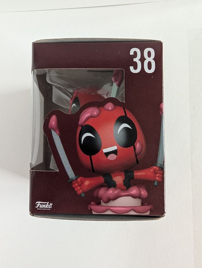 Figurine Funko Mystery Minis Deadpool in Cake 38 - Condition Parfaite - photo numéro 2