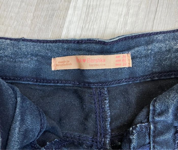 short ~ bershka ~ taille 34 - photo numéro 3