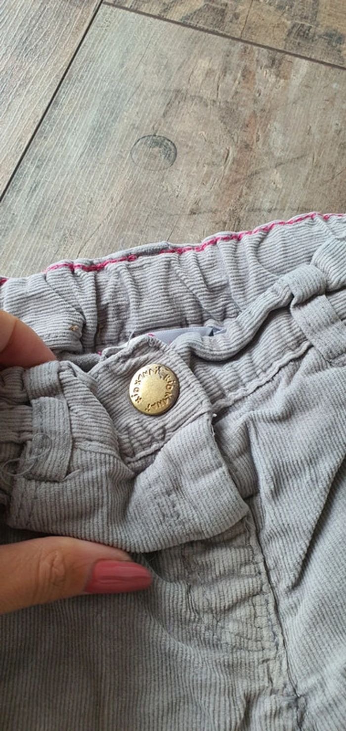 Pantalon kidkanai 24 mois en très bon état - photo numéro 2