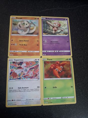 Dunaja + Balbuto + Sapereau + Paras lot de 4 cartes Pokémon neuves