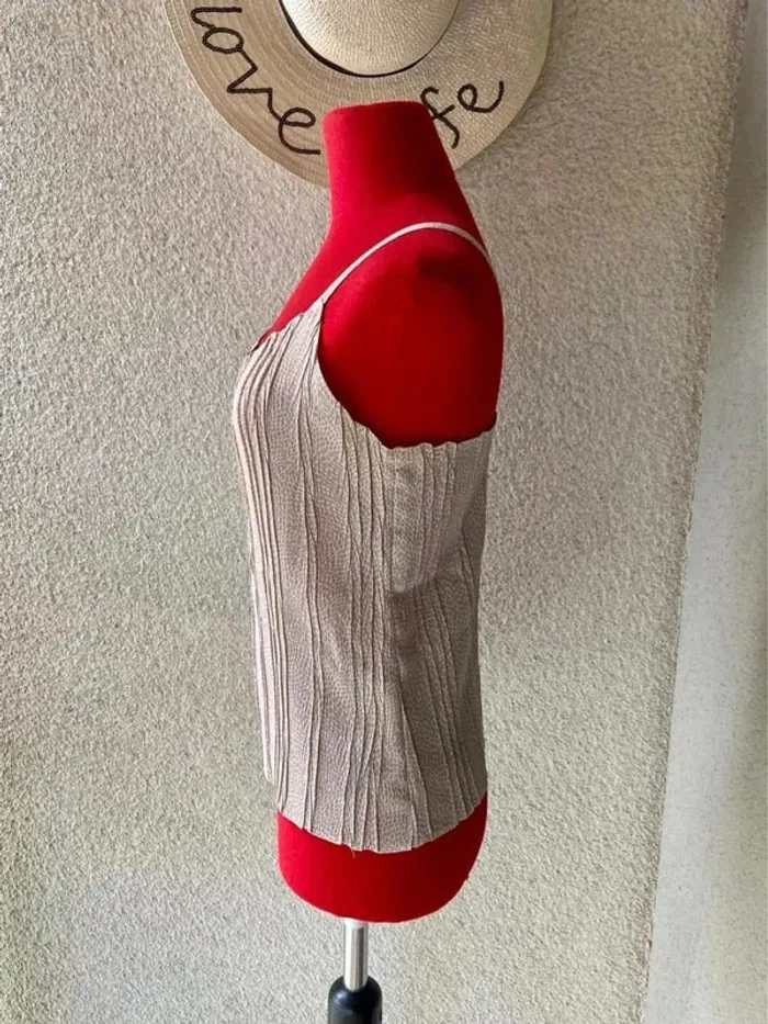 Camiseta/T-shirt plisada beige topos Talla 40