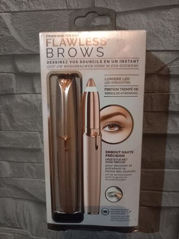 Finishing touch Flawless brown