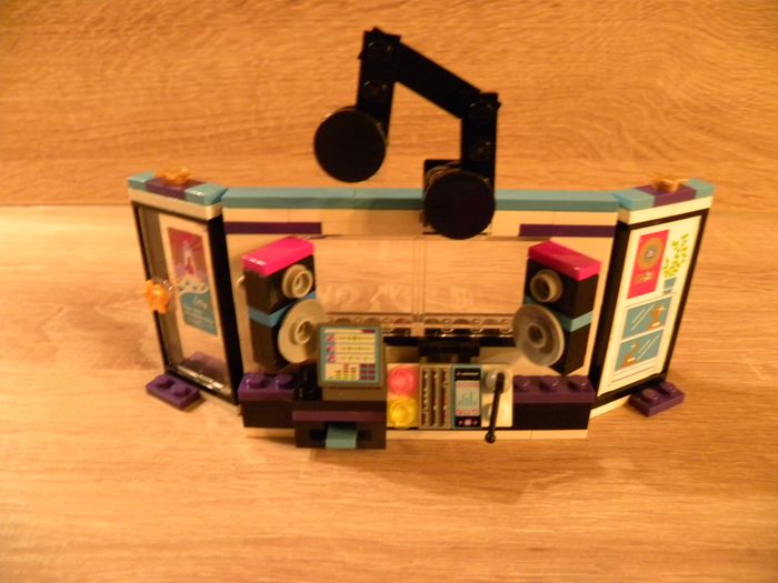 LEGO Friends le studio d'enregistrement de la pop star 41103 - photo numéro 4