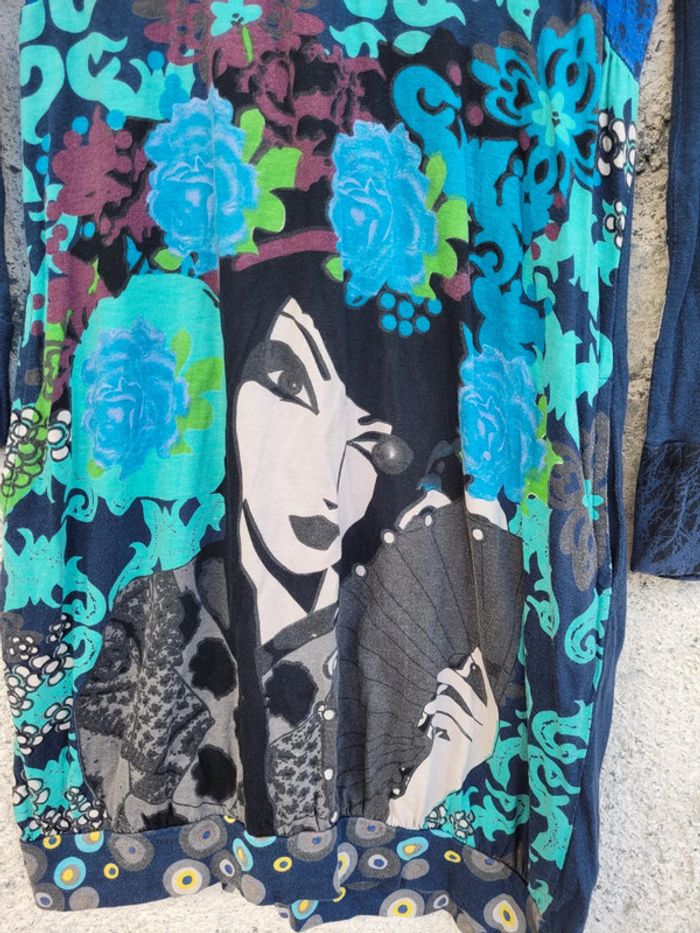 Superbe robe boule Desigual, tons bleus et verts, manches longues, taille M (40) - photo numéro 3