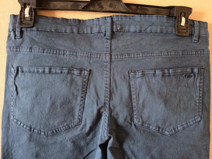 Pantalon coupe skinny. Marque treeker 9 - photo numéro 5
