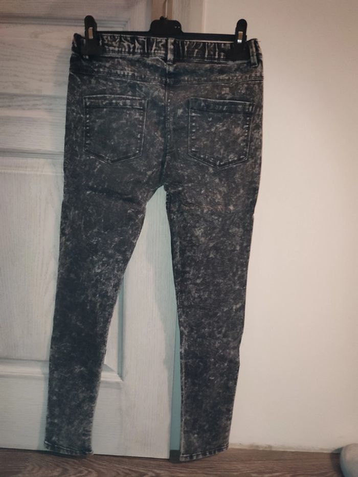 Pantalon noir et gris - photo numéro 3