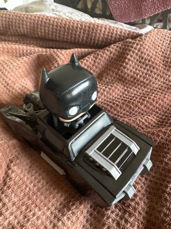 Pop Batman avec voiture 