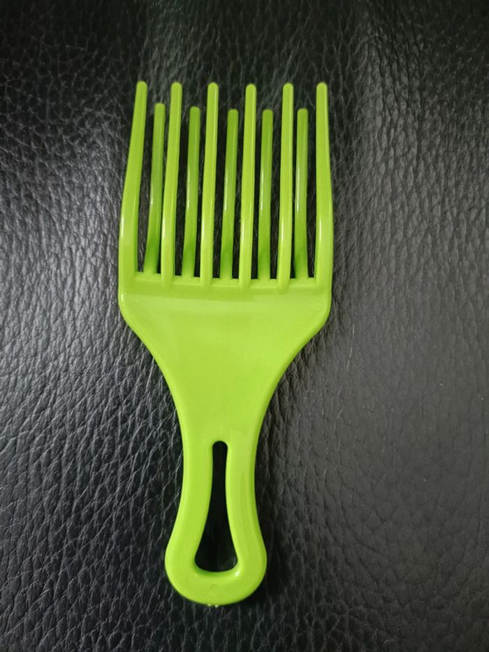 Peigne afro vert