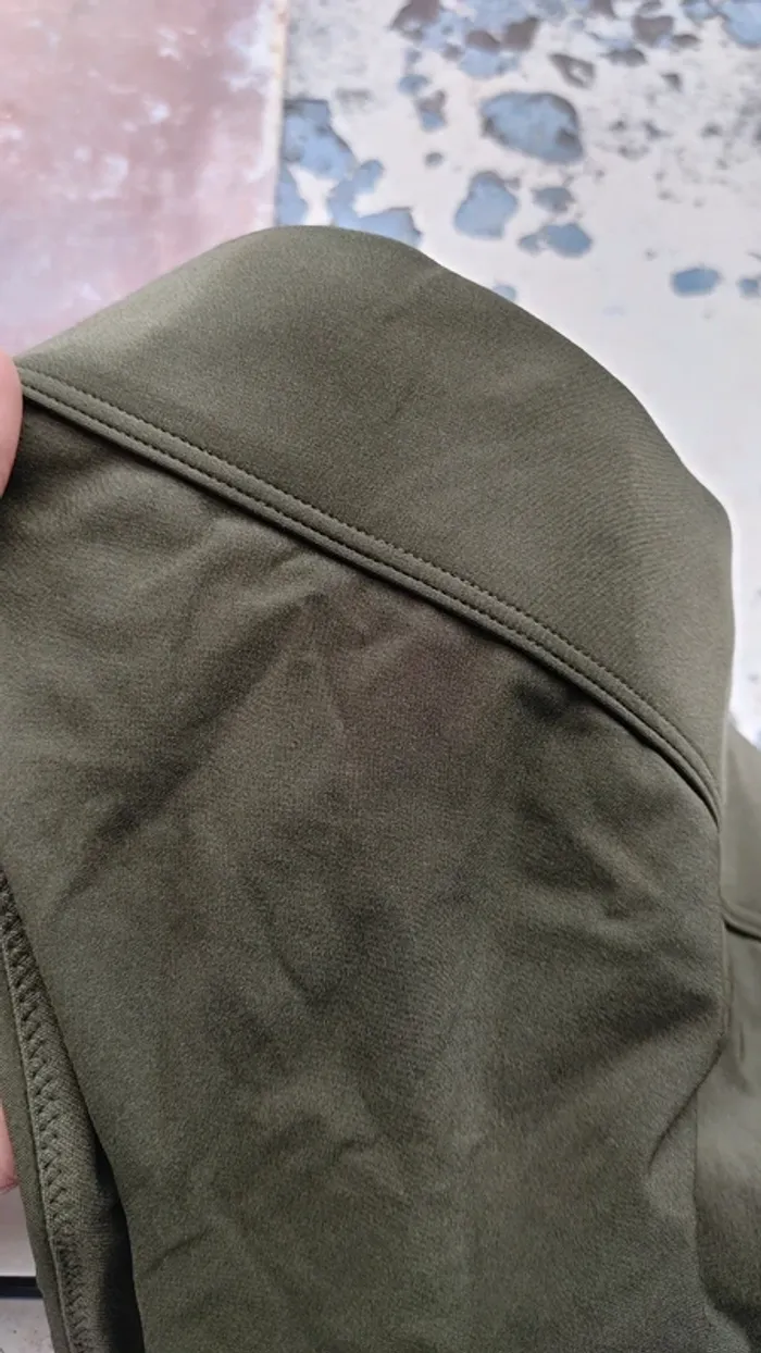 Bas de maillot de bain vert bouteille militaire échancré V - photo numéro 5