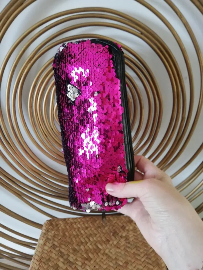 Trousse à sequins réversibles - photo numéro 2