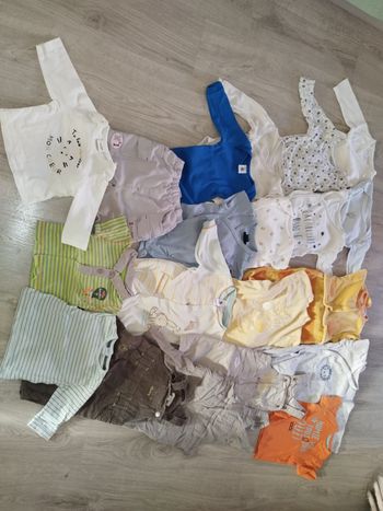 Lot vêtements garçon Taille 3 mois