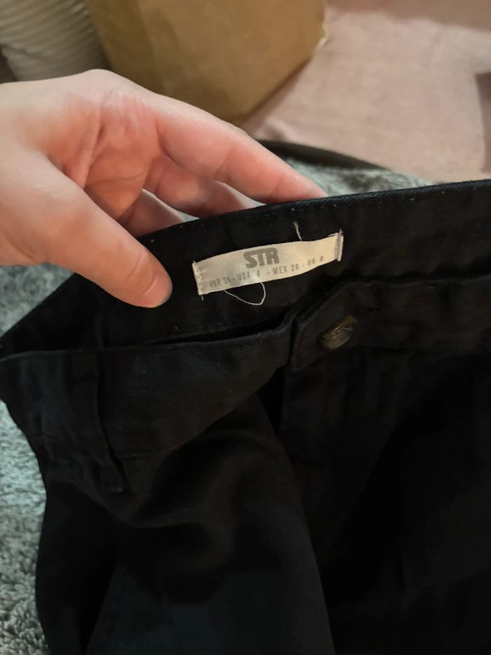 Cargo noir - photo numéro 3