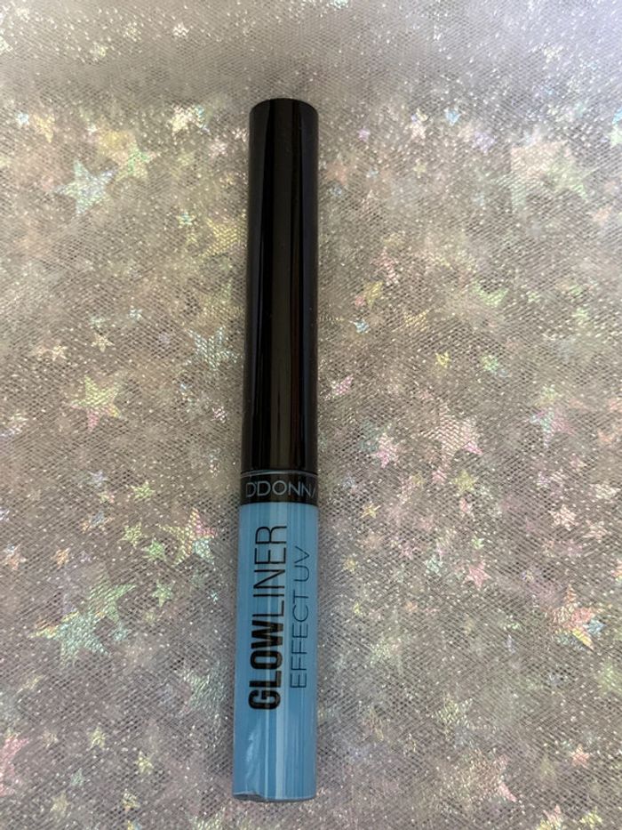 Eye-liner bleu néon