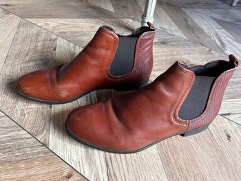 👢 Bottines Chelsea André en cuir – Pointure 39