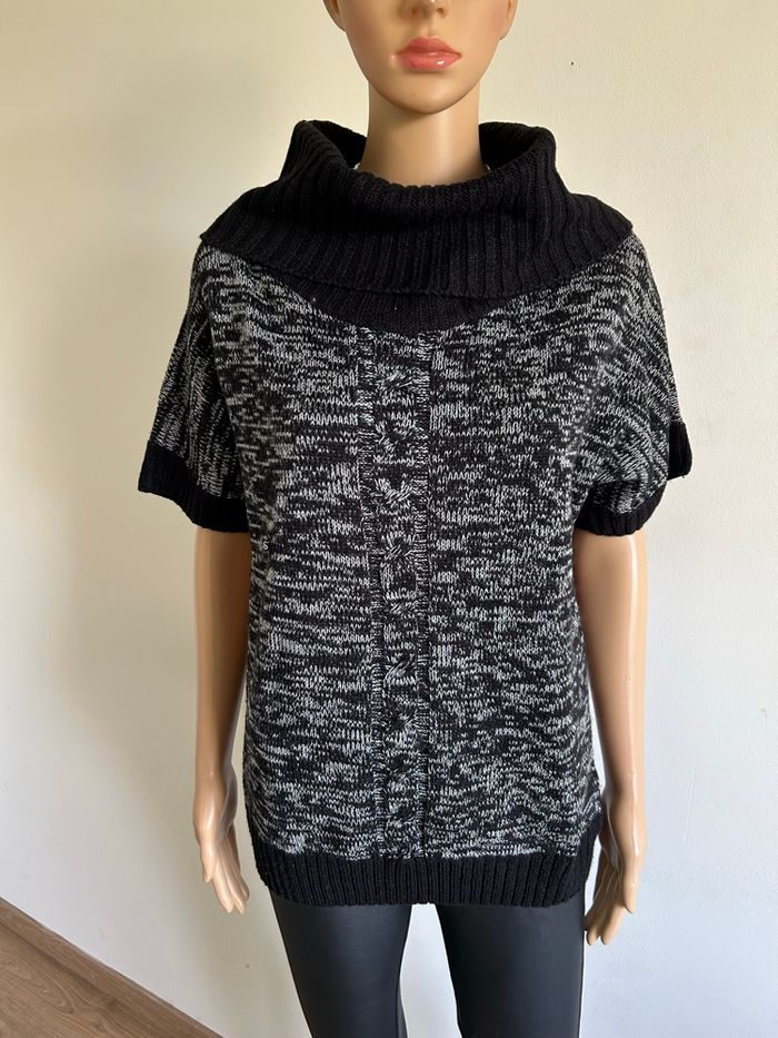 Pull noir et gris à manches courtes Esmara taille 38/40 TBE