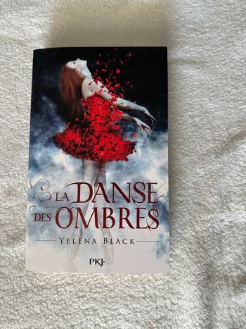 Livre La danse des ombres 