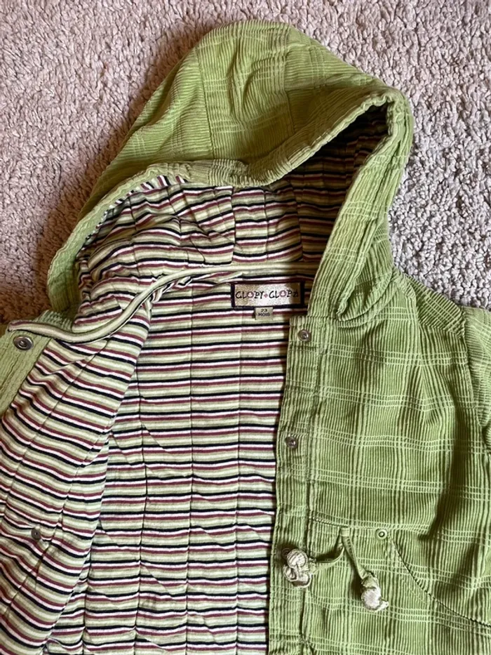 Manteau vert capuche - photo numéro 2