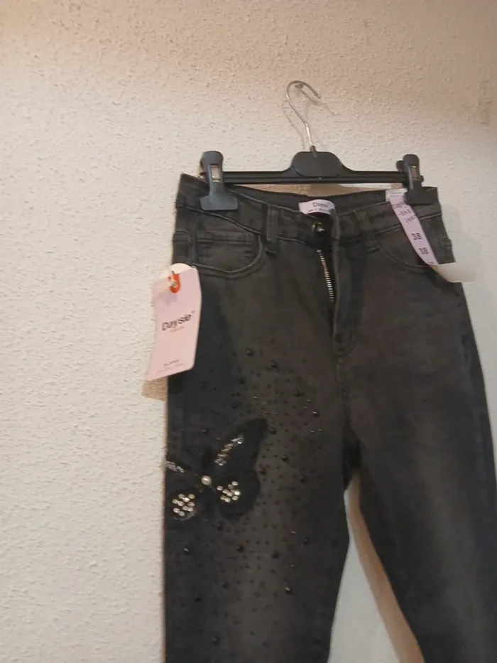 Jeans noir neuf " Daysie" taille 38 - photo numéro 2
