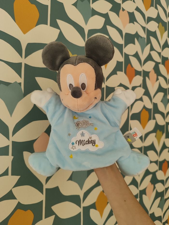 Peluche doudou marionnette Mickey Disney baby - photo numéro 6