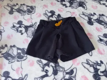 Short fille