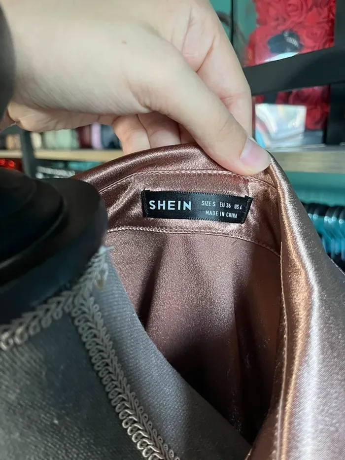 Chemise en satin - photo numéro 3