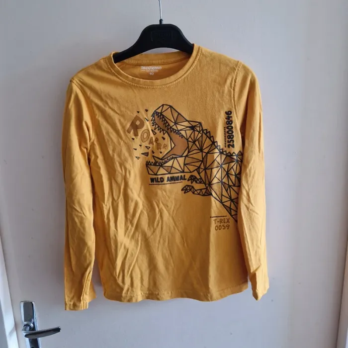 10 ans tee-shirt jaune moutarde