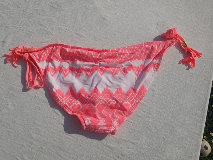 Bas de maillot de bain taille L Neuf - photo numéro 4