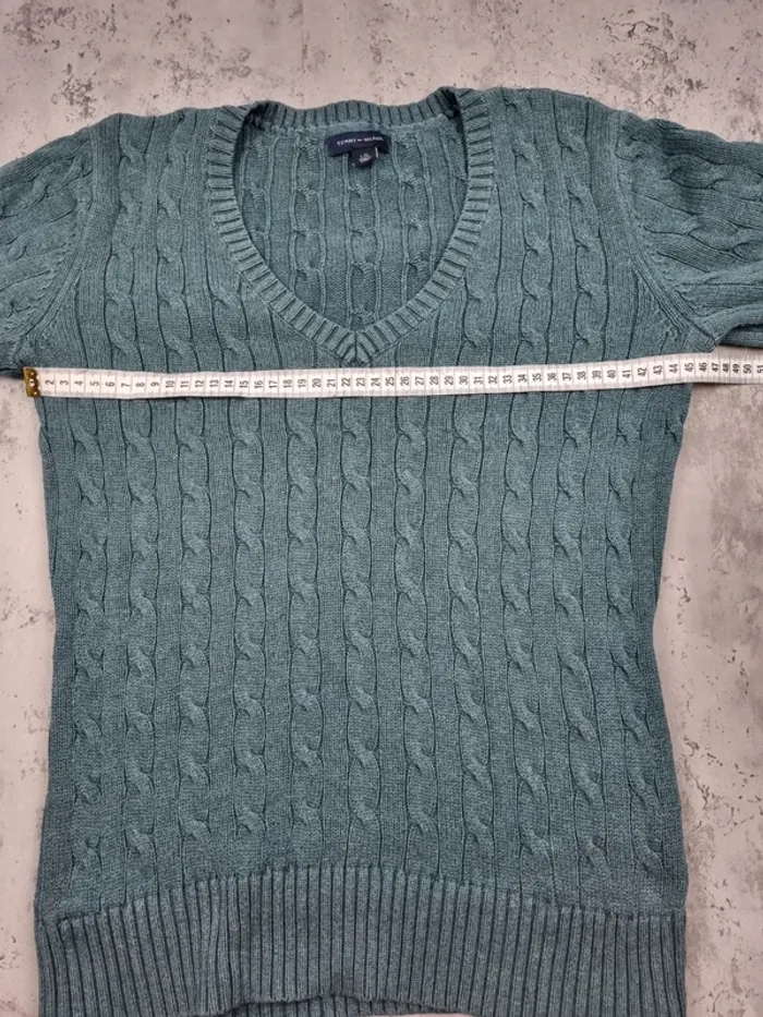 Pull col V torsadé Tommy Hilfiger vert – Taille L Femme (mesures en photos) - photo numéro 10