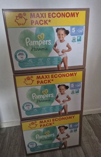 3 cartons de couches pampers harmonie taille 5