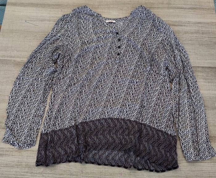 Blouse femme Camaïeu taille L – Noire à motif – Neuve sans étiquette – 100 % viscose - photo numéro 5