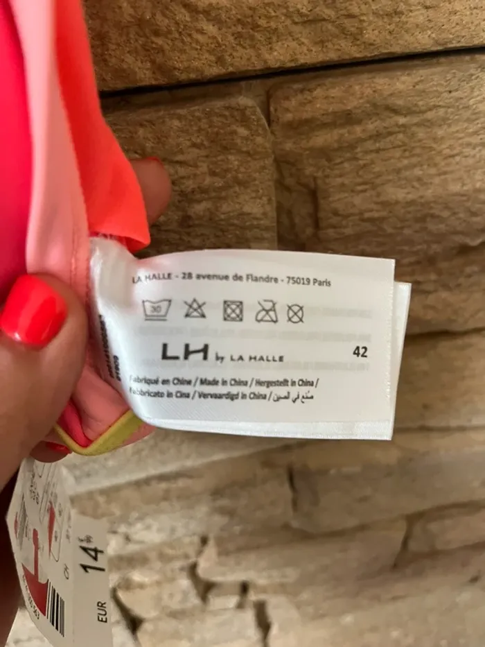 Haut de maillot de bain taille 42 neuf - photo numéro 3