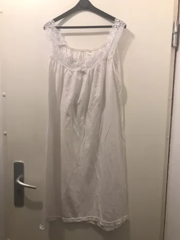 Robe femme jupon flamines à dentelle  blanche taille XXL
