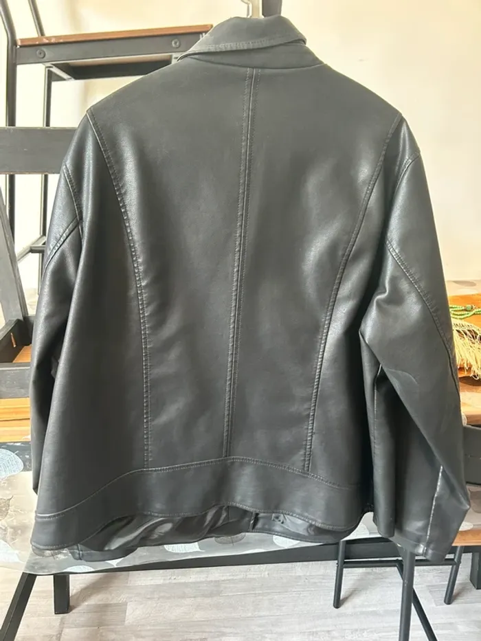 Veste en cuir - photo numéro 3